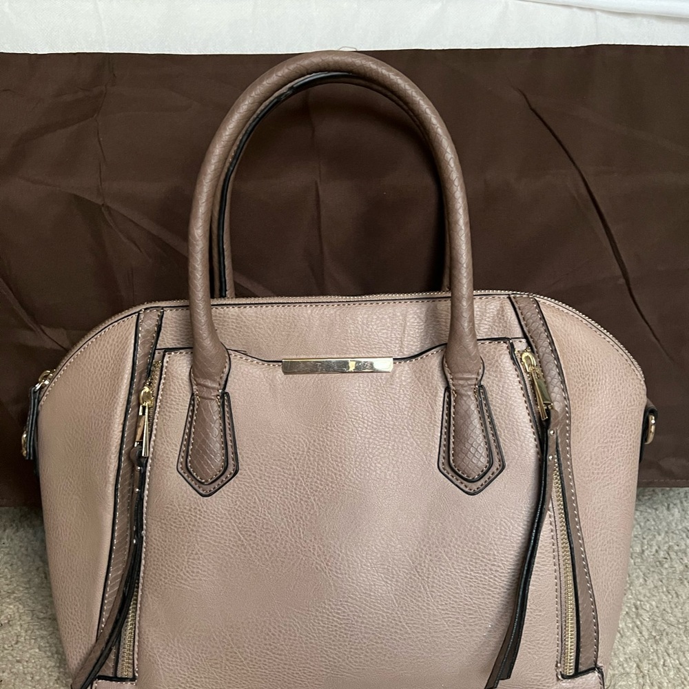 Mossimo satchel bag